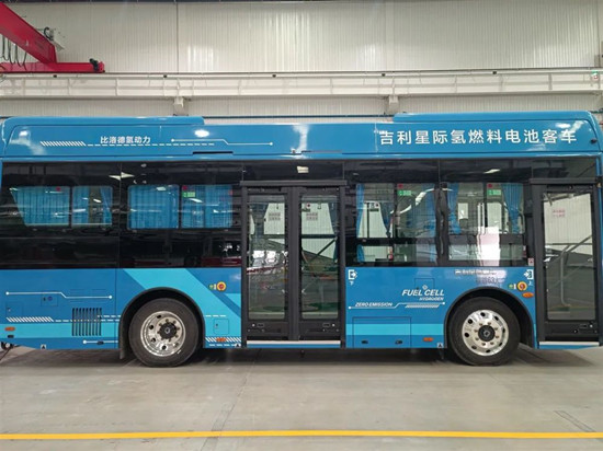 湖州首批4輛氫燃料電池公交車(chē)下線(xiàn)(圖1)